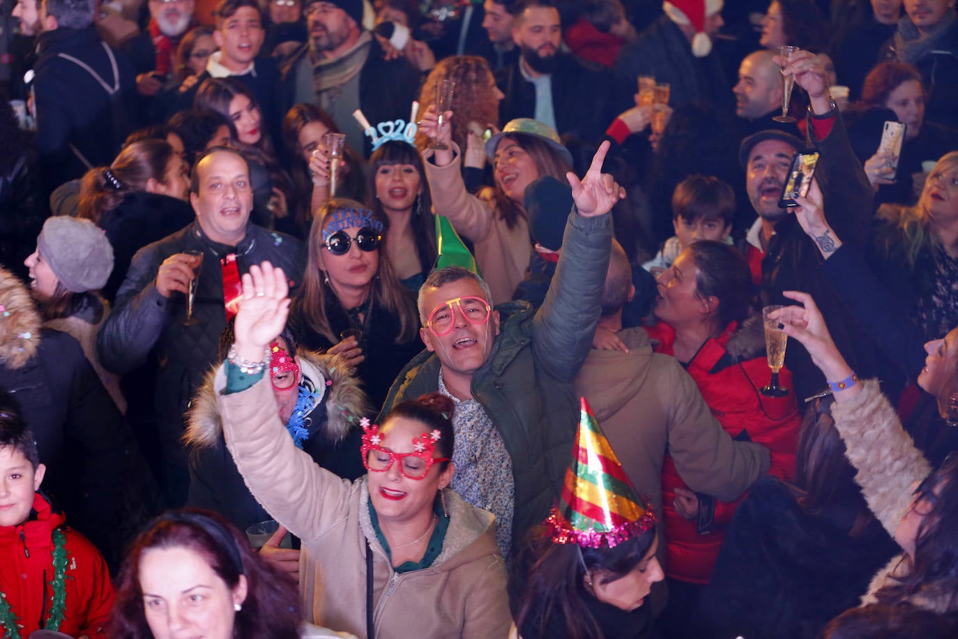 La salud y el ascenso del Sporting los deseos más repetidos 