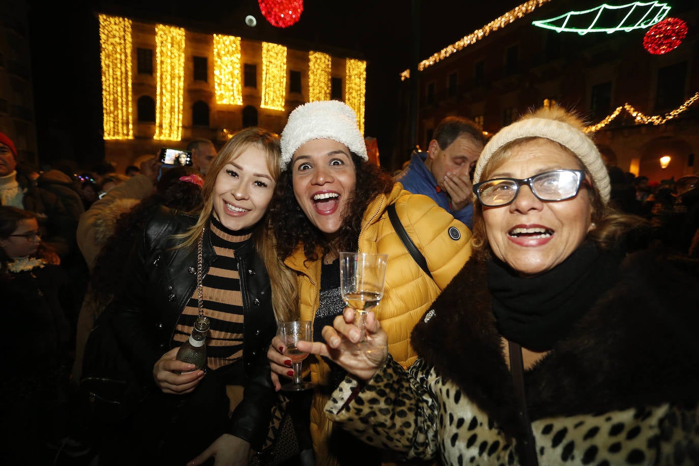 La salud y el ascenso del Sporting los deseos más repetidos 