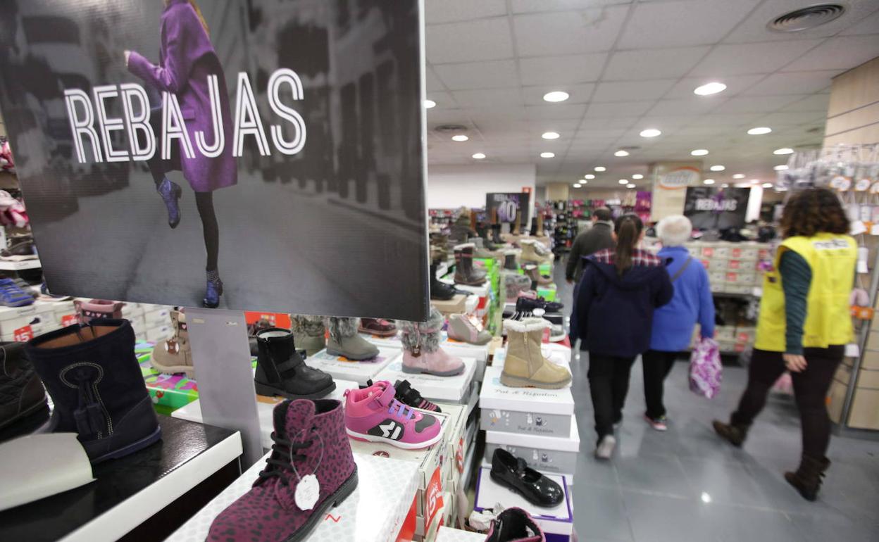 La campaña de rebajas creará más de 1.160 empleos en Asturias