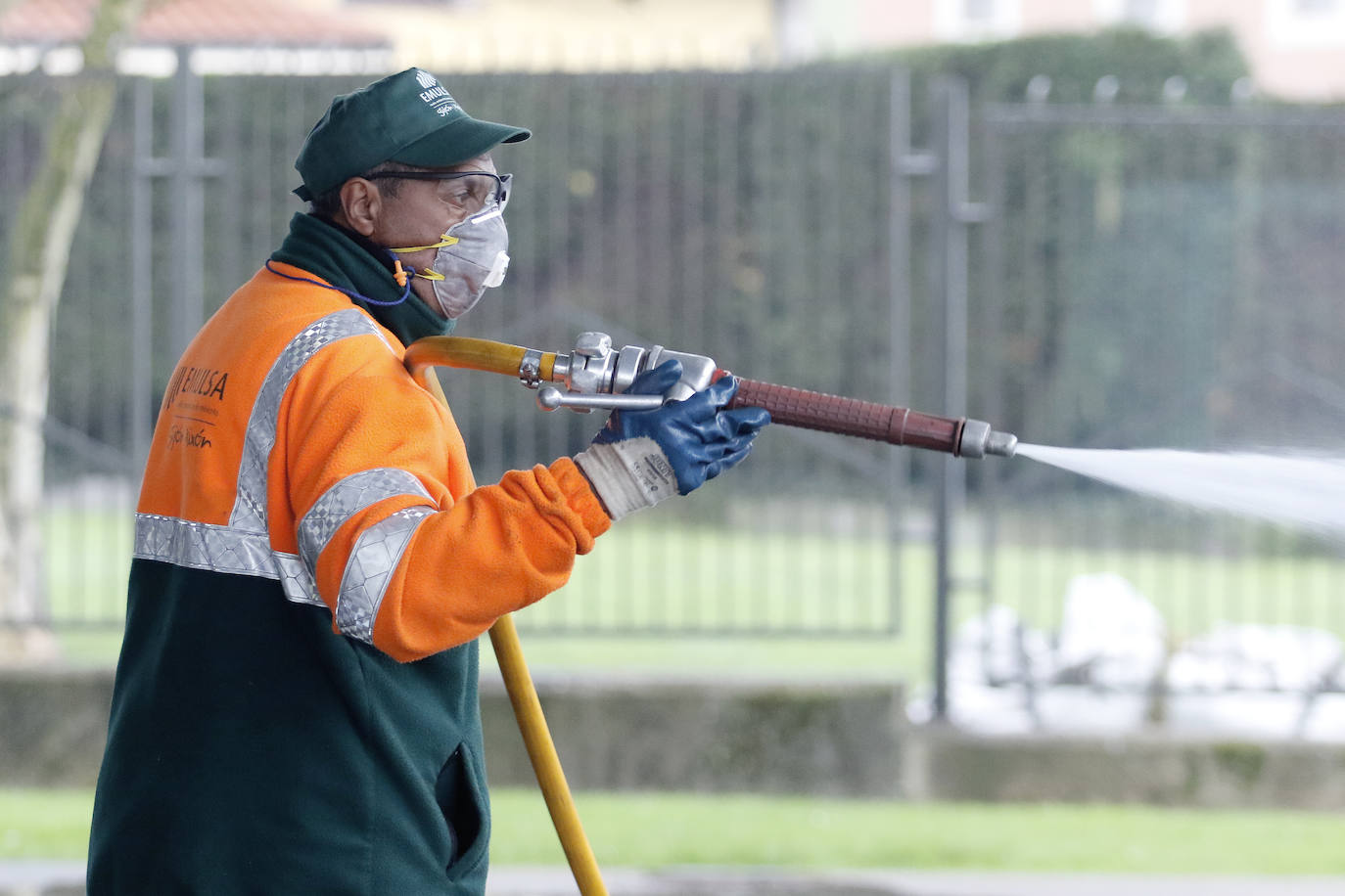 Prosiguen los baldeos en la zona por los niveles de contaminación