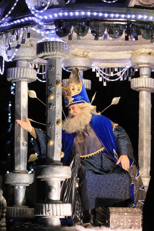 Fotos: Toneladas de ilusión en el desfile de Oviedo