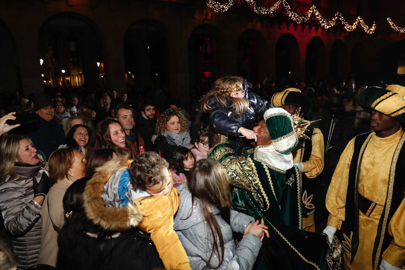 Fotos: ¿Estuviste en la cabalgata de Reyes de Gijón? ¡Búscate! (2)