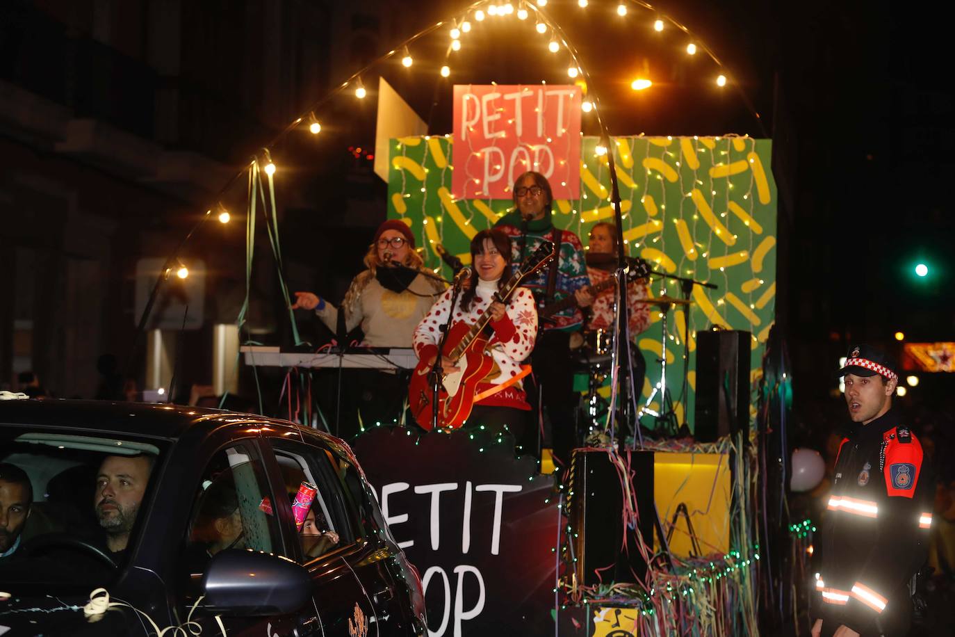 Fotos: ¿Estuviste en la cabalgata de Reyes de Gijón? ¡Búscate! (2)