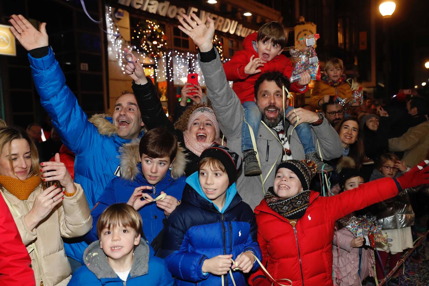 Fotos: ¿Estuviste en la cabalgata de Reyes de Gijón? ¡Búscate! (2)