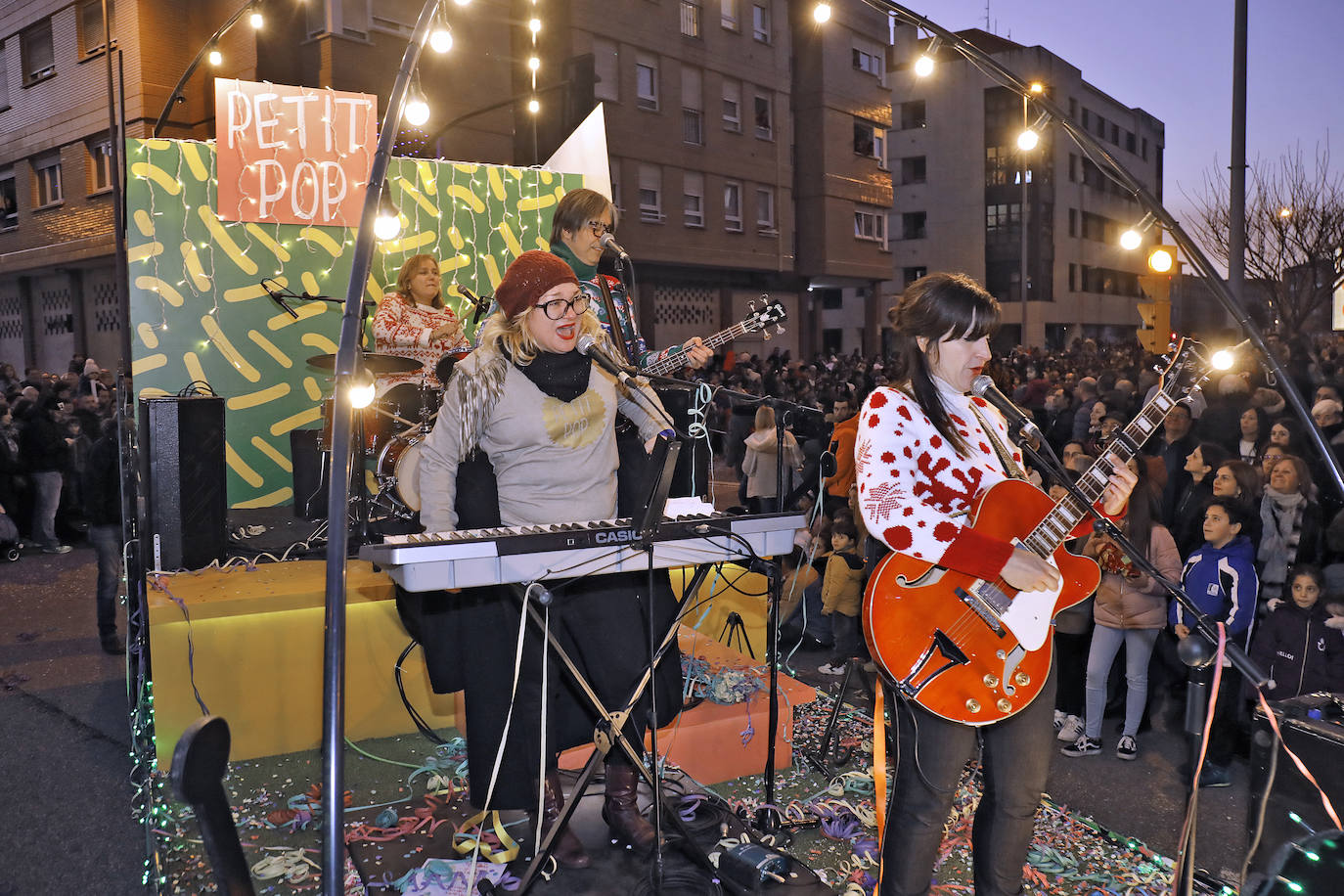 Fotos: Gijón se emociona con los Reyes Magos