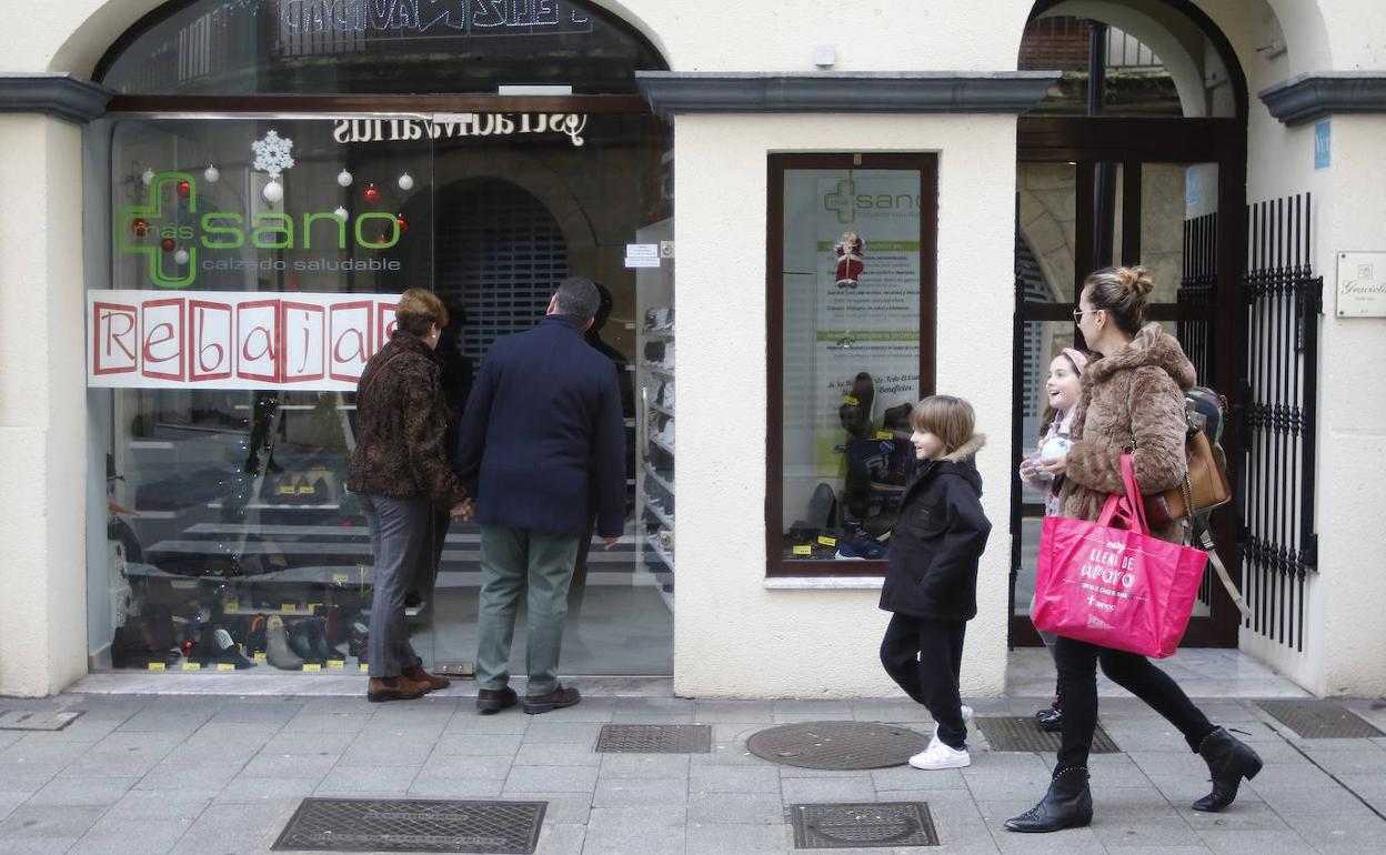 El gasto medio de los asturianos en las rebajas, superior al del resto de España