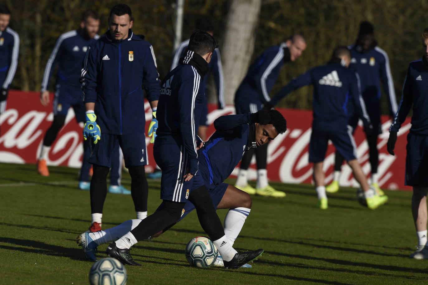 La incorporación del capitán Saúl Berjón ha sido la novedad de la sesión después de su ausencia durante cinco semanas por una operación de rodilla.