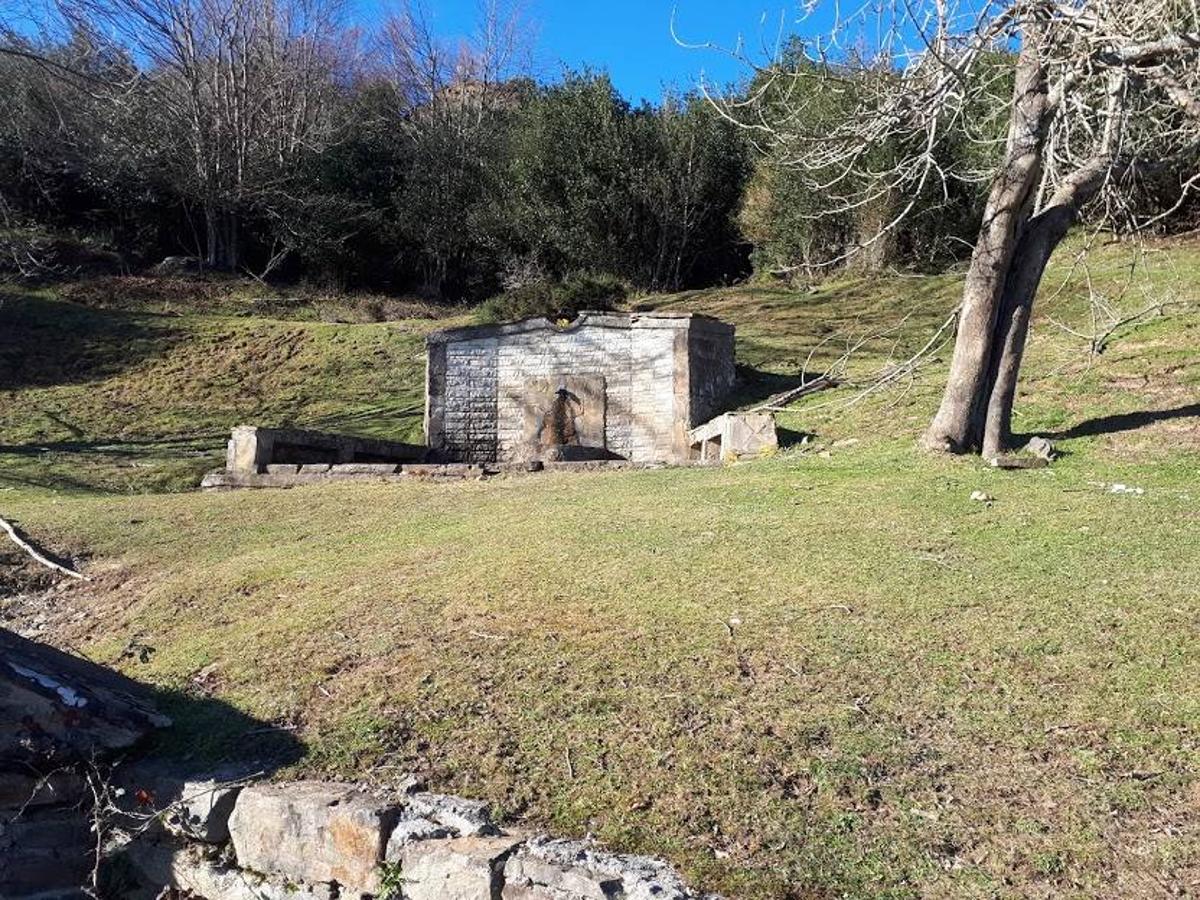 Fotos: El paisaje restaurado de Coto Bello a golpe de pedal