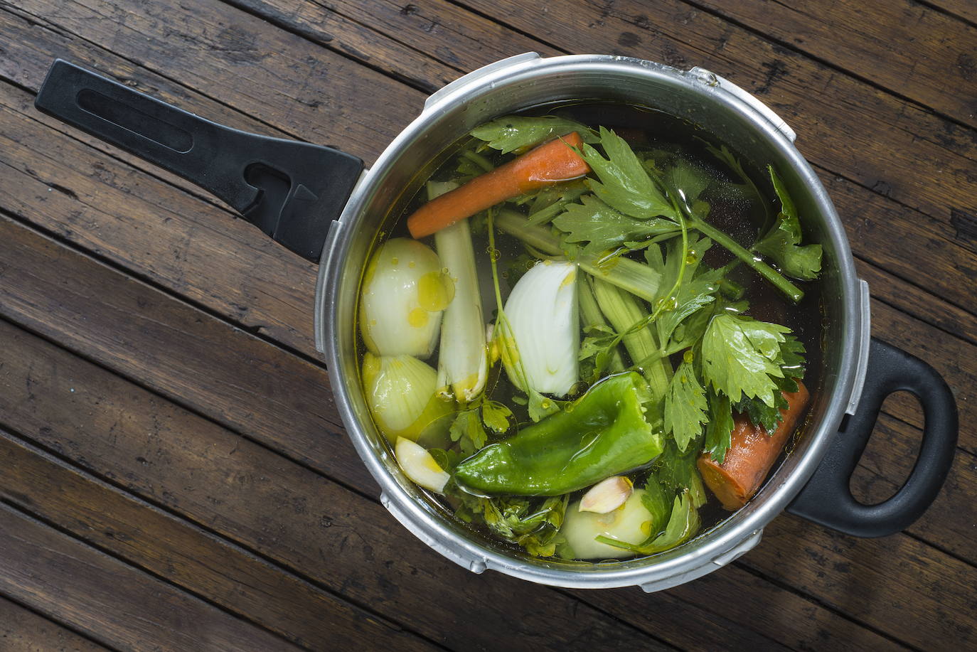 La receta de José Andrés para un caldo de verduras perfecto | El Comercio:  Diario de Asturias