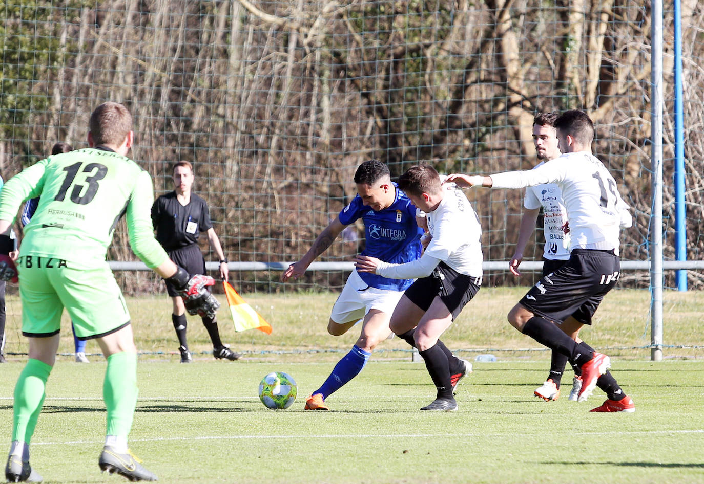 El conjunto azul mostró una de sus versiones más erráticas y cayó con claridad en El Requexón. 