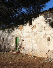 Imagen secundaria 2 - Aparecen misteriosos grabados del siglo XVIII en un molino de Toledo