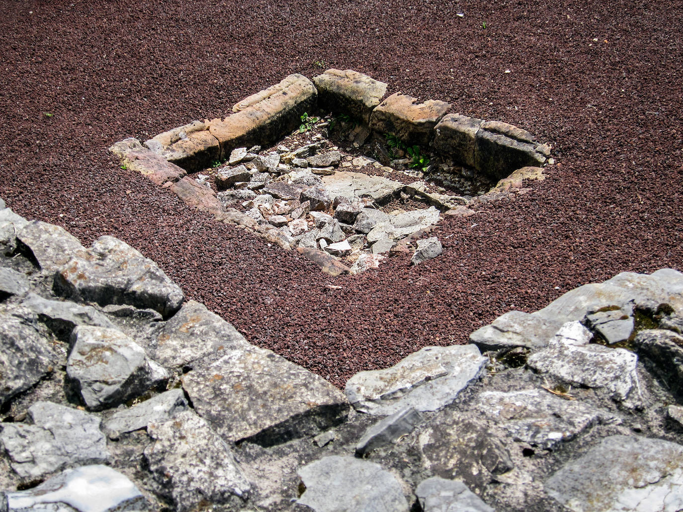 Imágenes reunidas en el concurso Arqueofoto realizado por los museos arqueológicos de Gijón con la colaboración de EL COMERCIO para difundir el patrimonio de la ciudad.