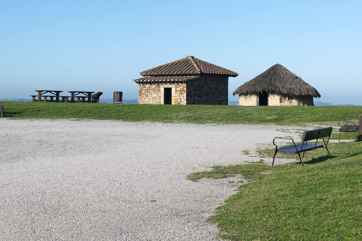 Imágenes reunidas en el concurso Arqueofoto realizado por los museos arqueológicos de Gijón con la colaboración de EL COMERCIO para difundir el patrimonio de la ciudad.