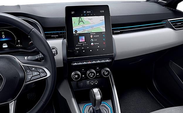 Cuenta con el botón «EV» para el modo eléctrico. 