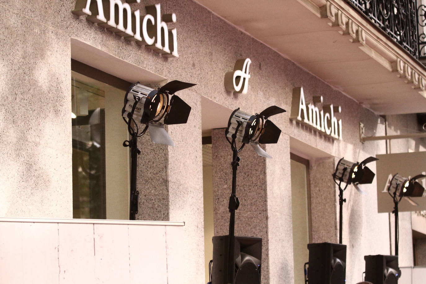 Sus nombres fueron muy conocidos durante una época. Algunas estas compañías marcaron un antes y un después, pero no lograron sobrevivir al paso del tiempo. En la imagen, una tienda de la marca Amichi, que anunció su cierre hace unos meses. 