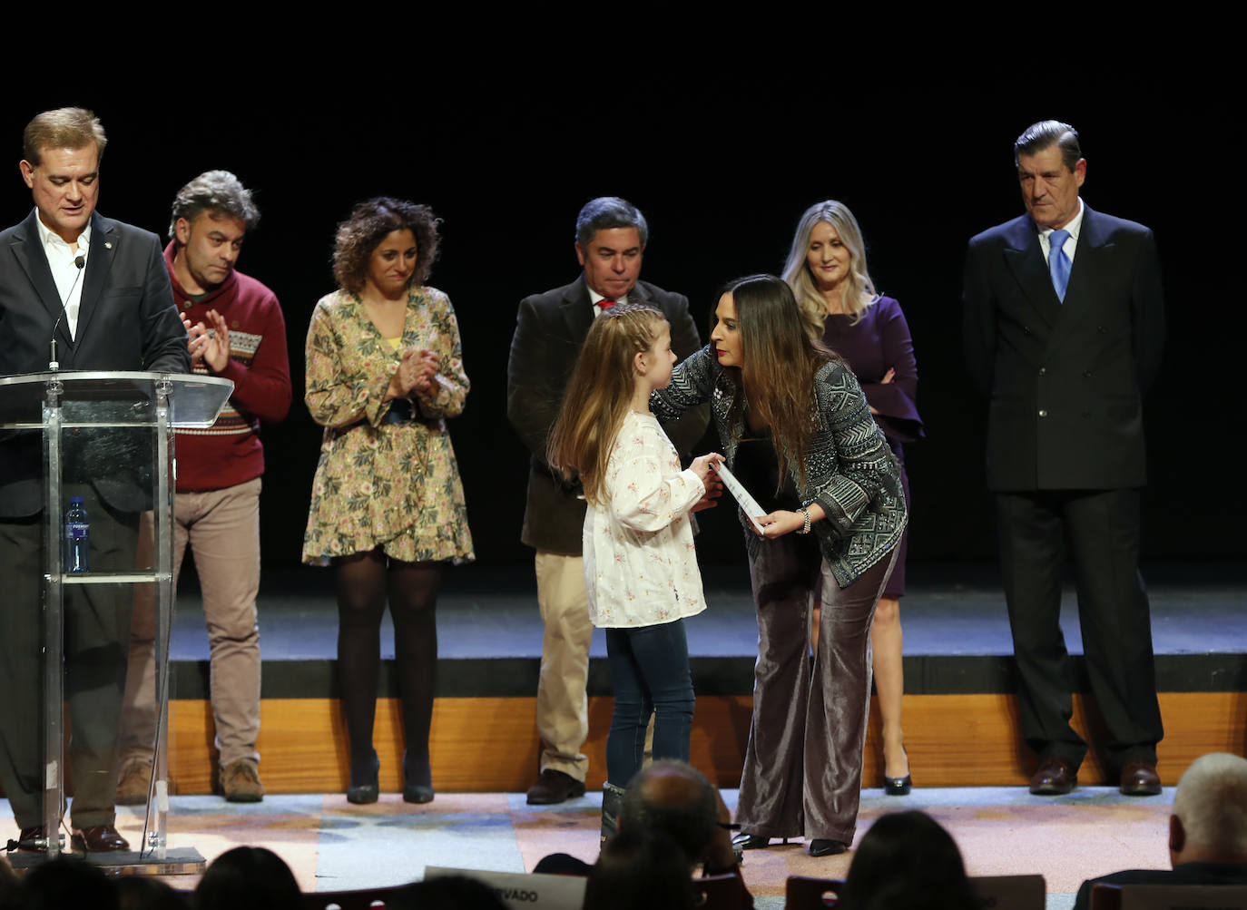 La Federación Hípica del Principado de Asturias organizó la Gala Hípica que sirvió para homenajear a los deportistas destacados en el año 2019 en el Auditorio de la Laboral Ciudad de la Cultura
