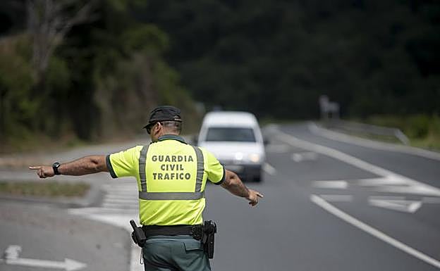 DGT inicia una nueva y dura campaña que revisará todos estos detalles en los vehículos