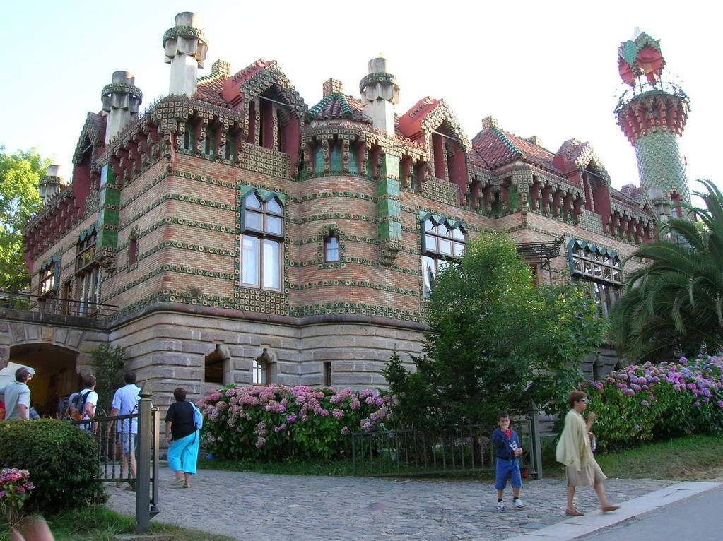 Turismo de escapada | Comillas (Cantabria)