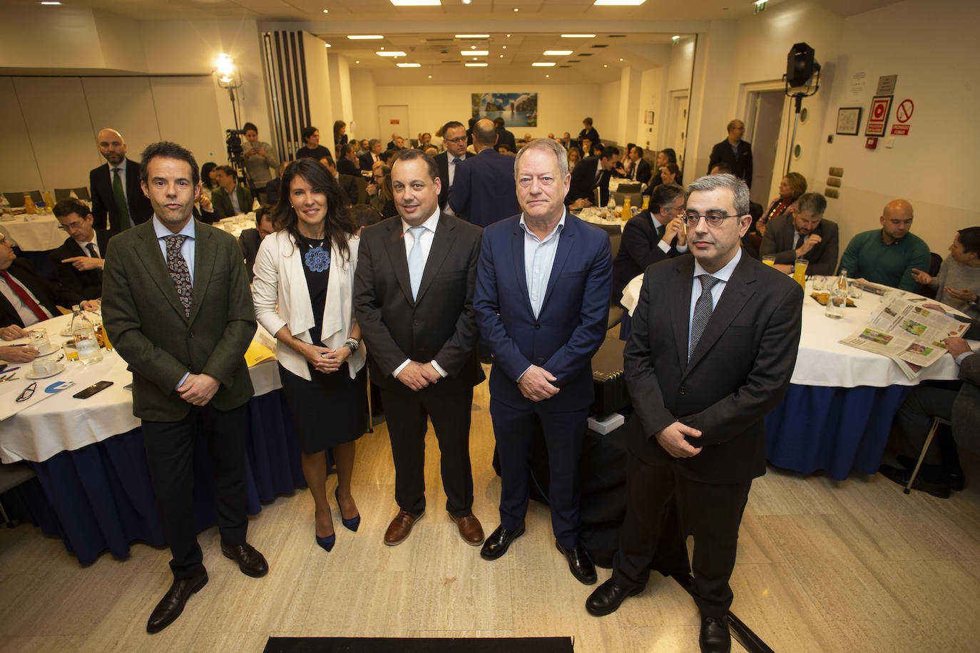 El Fórum de EL COMERCIO ha reunido a los concejales de Gijón, Oviedo y Avilés, Aurelio Martín, Ignacio Cuesta y Pelayo García, quienes han aportado las diferentes visiones asturianas sobre 'El futuro de la movilidad en las ciudades asturianas'. 