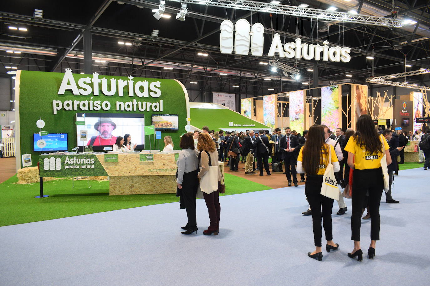 Doña Letizia abre la 40 edición de la mayor feria turística del mundo en la que Asturias estrena pabellón