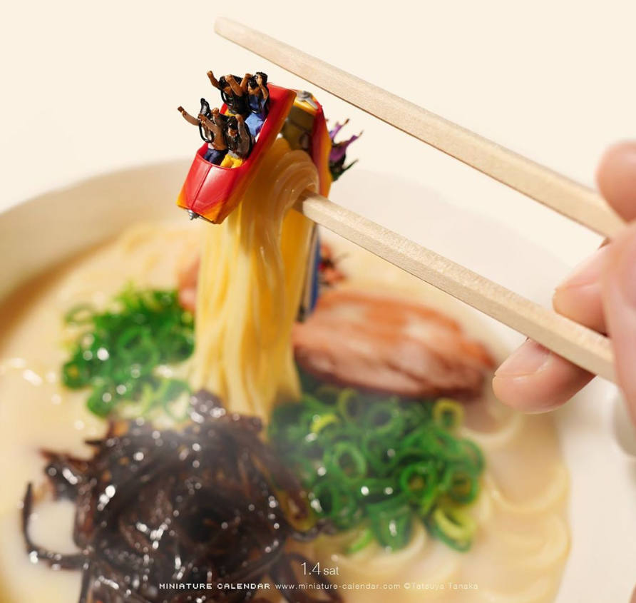El artista Tanaka Tatsuya elabora fotografías sorprendentes utilizando elementos cotidianos. El japonés ha creado su propio sello: los protagonistas de las escenas son miniaturas y otorga una nueva utilidad a las cosas que se usan en el día a día. Estas imágenes forman parte de la serie 'Miniature Calendar' creada por Tanaka Tatsuya, que cuenta con más de dos millones de seguidores en Instagram. 