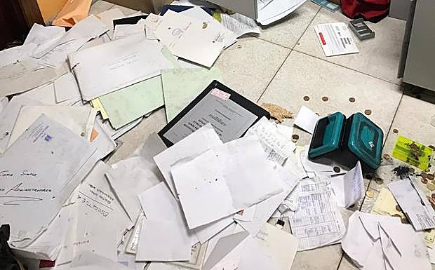 Asaltan cinco naves en el polígono de Roces