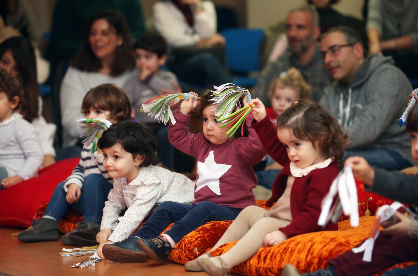 El coliseo ovetense abre sus puertas a niños de entre dos y tres años para que puedan disfrutar y participar de una ópera como colofón a un proyecto piloto desarrollado por la Universidad de Oviedo durante los últimos meses. 