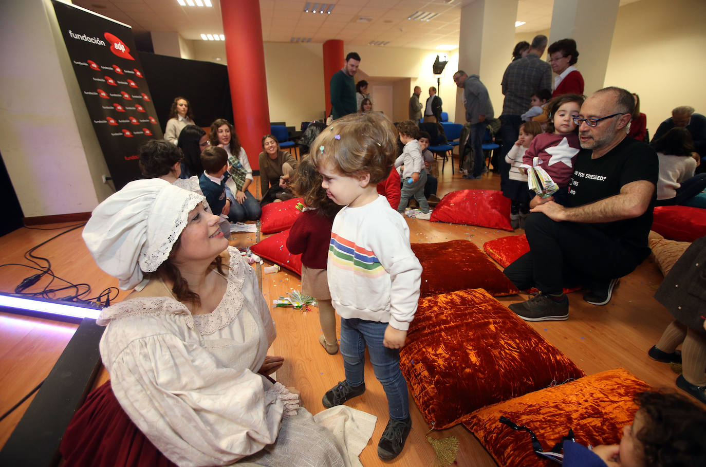 El coliseo ovetense abre sus puertas a niños de entre dos y tres años para que puedan disfrutar y participar de una ópera como colofón a un proyecto piloto desarrollado por la Universidad de Oviedo durante los últimos meses. 