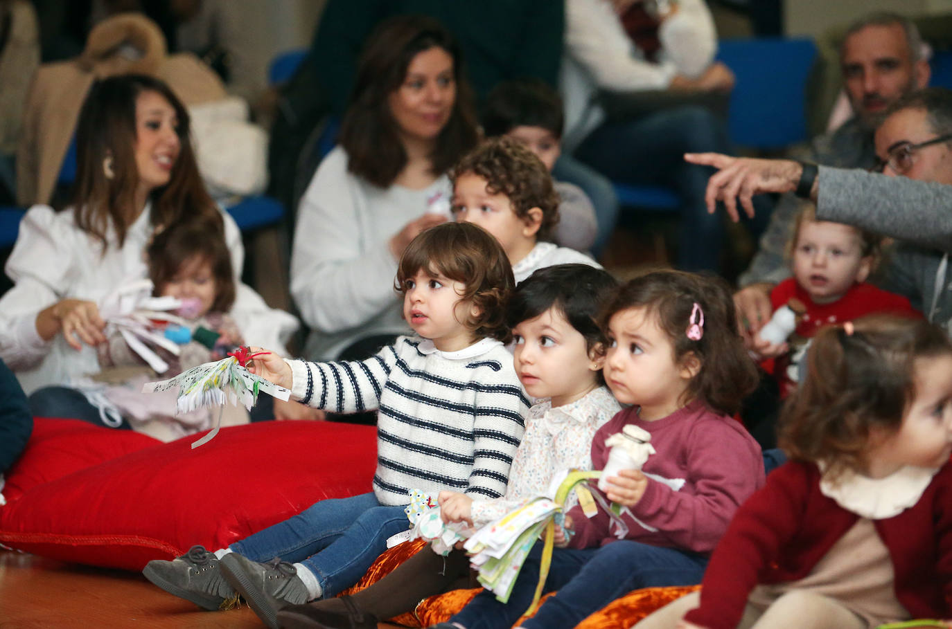 El coliseo ovetense abre sus puertas a niños de entre dos y tres años para que puedan disfrutar y participar de una ópera como colofón a un proyecto piloto desarrollado por la Universidad de Oviedo durante los últimos meses. 