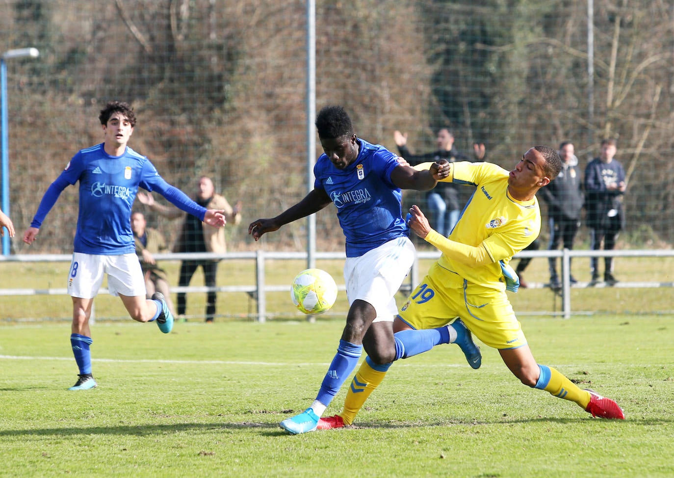 El conjunto azul sumó un punto en casa en un encuentro que no pasó del empate (0-0). 