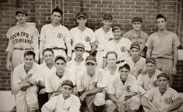 En Florida. el Centro Asturiano contaba con su equipo de béisbol.