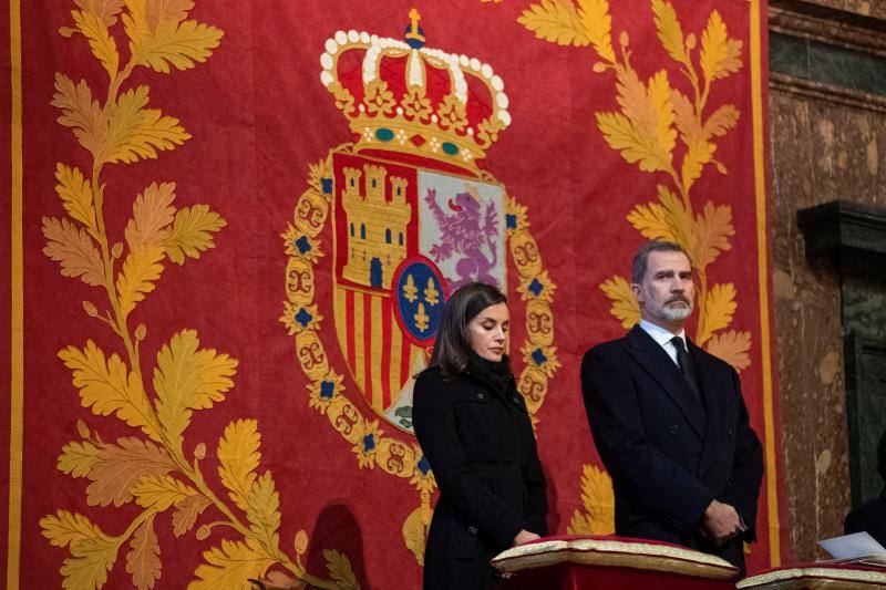 La Familia Real, acompañada de amigos y políticos, acudió al funeral de la infanta Pilar de Borbón, que falleció el pasado 8 de enero a los 83 años. 