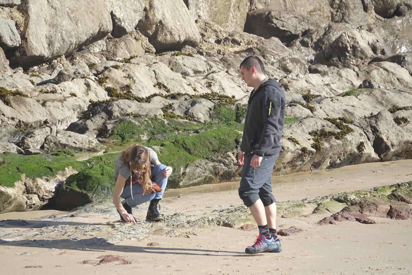 Un anticiclón sobre el norte de África es el responsable de este 'veranillo' que durará hasta el martes, según confirma la Aemet