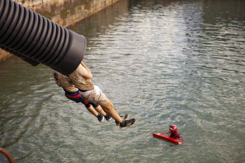 El entorno de Cimadevilla y el Puerto deportivo de Gijón acogieron este sábado la celebración de la Urban Race Gijón.
