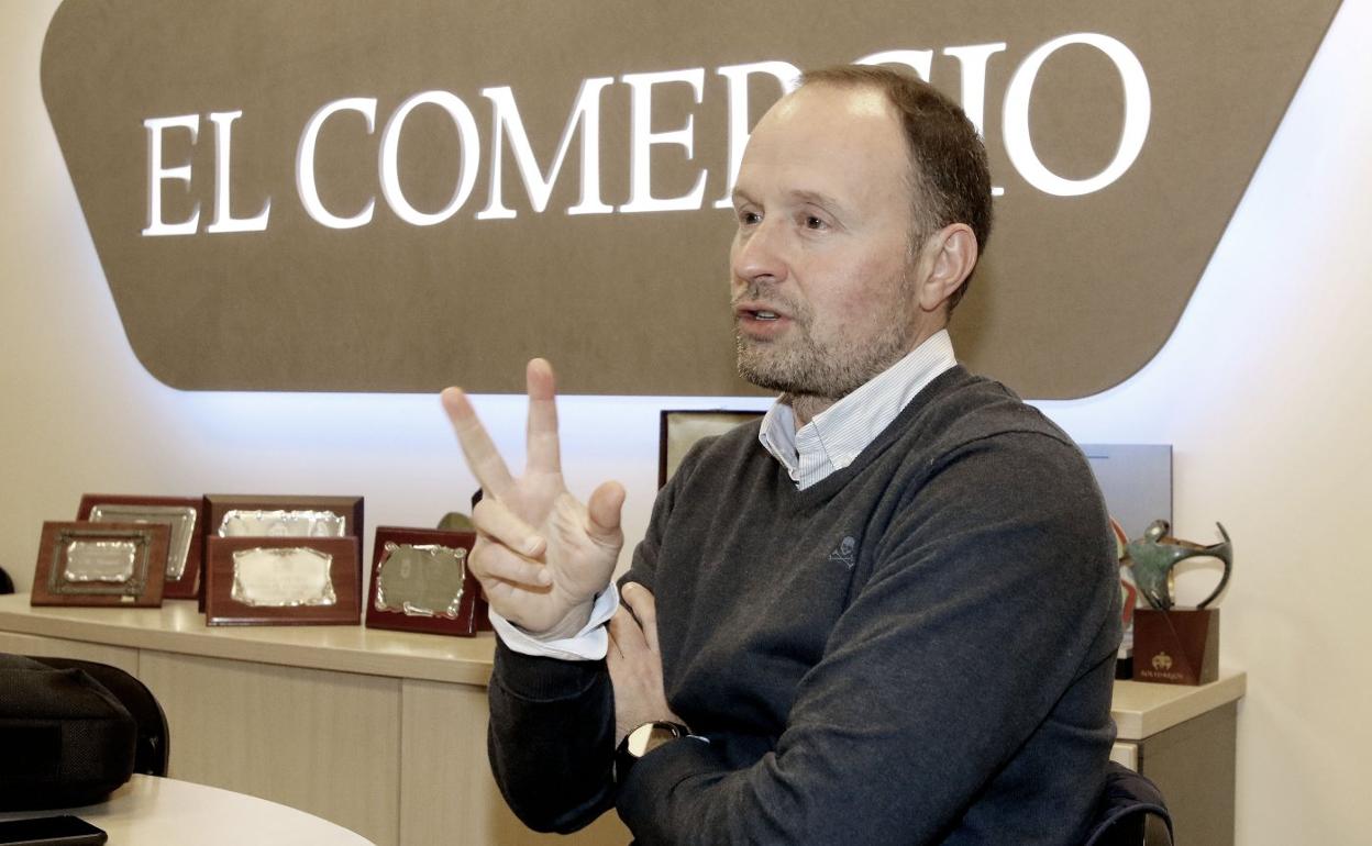 El investigador, durante su entrevista en EL COMERCIO.