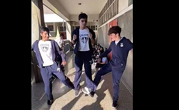 El peligroso juego escolar que se viraliza por los chats y horroriza a los padres