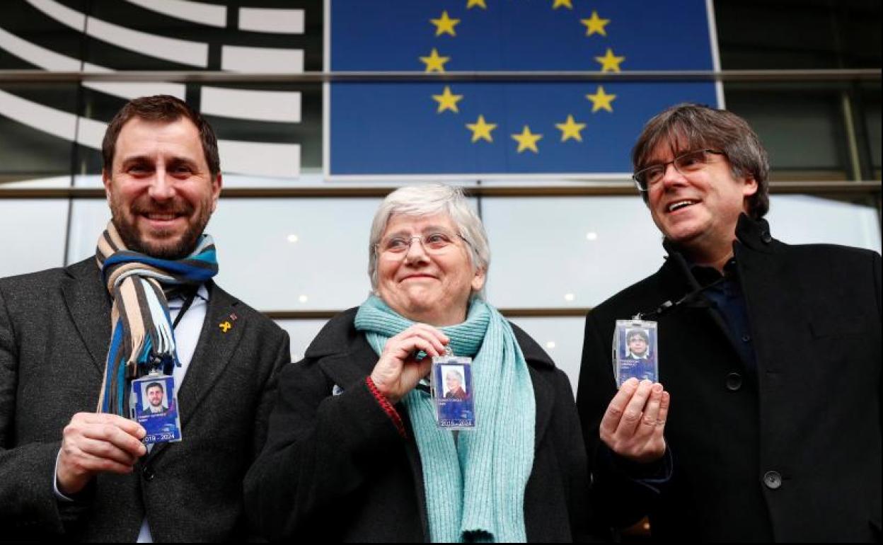 Toni Comin, Clara Ponsatí y Carles Puigdemont. 