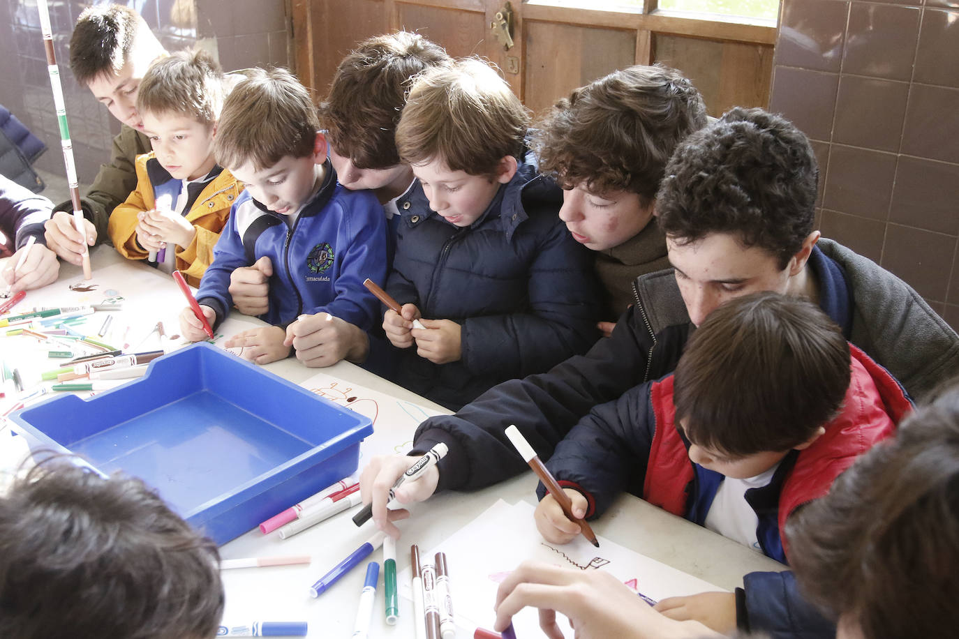 El colegio gijonés celebra el Día del Bocata con múltiples actividades.