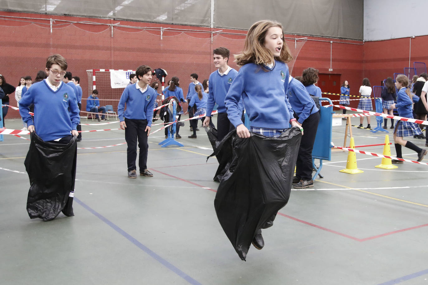 El colegio gijonés celebra el Día del Bocata con múltiples actividades.