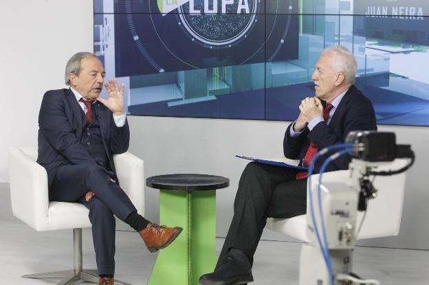 Wenceslao López y Juan Neira durante la entrevista celebrada ayer. 