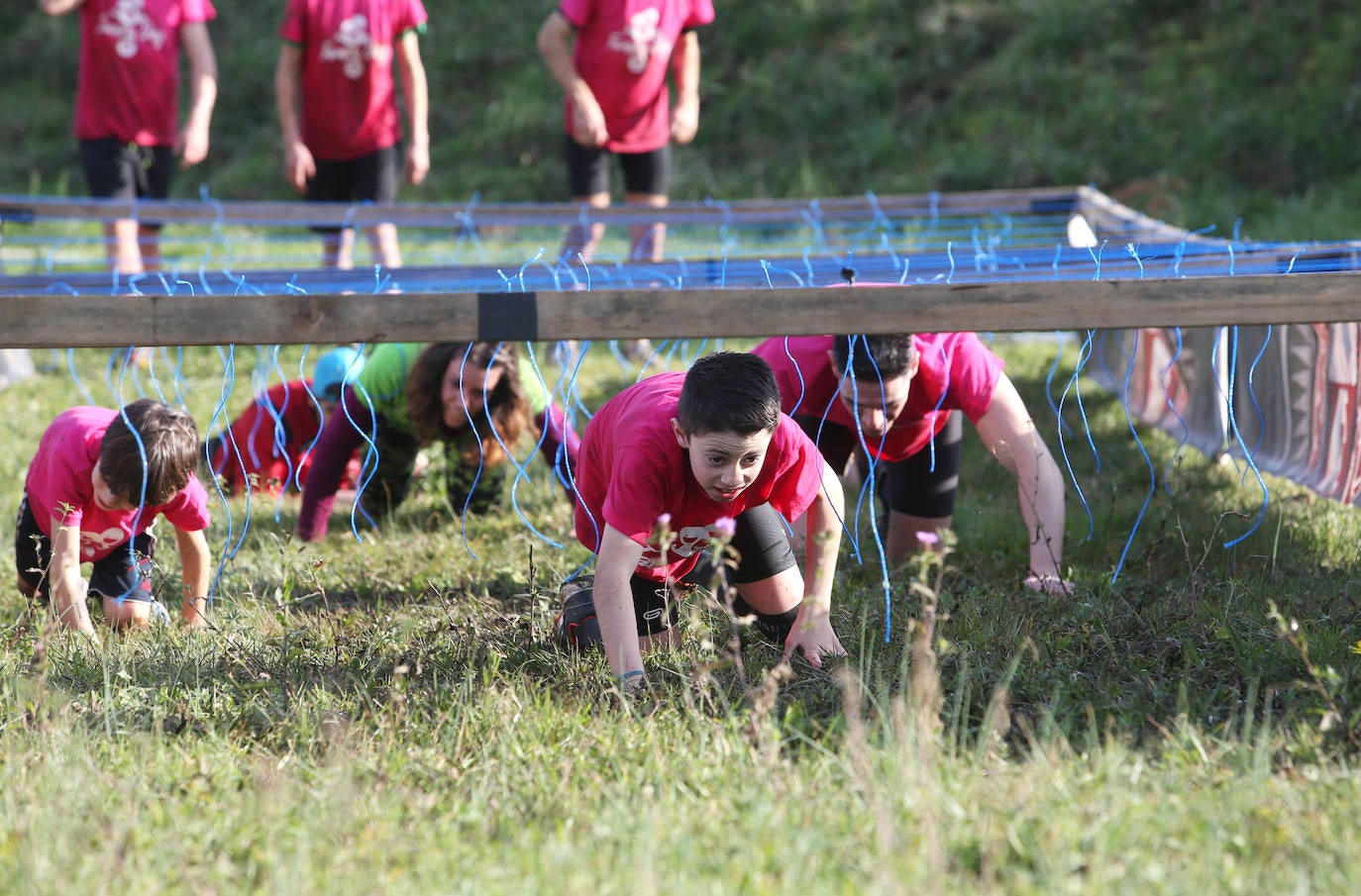 La carrera de Jóvenes Farinatos, reservada para corredores de 13 a 17 años y que cubrieron una distancia de tres kilómetros, dieron protagonismo a las familias. La prueba reina será este domingo.