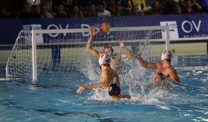 El duelo de la Liga Mundial de Waterpolo que enfrentó a España y a Montenegro, subcampeón y bronce del Europeo respectivamente, acabó con una abultada victoria para los montenegrinos (6-11)