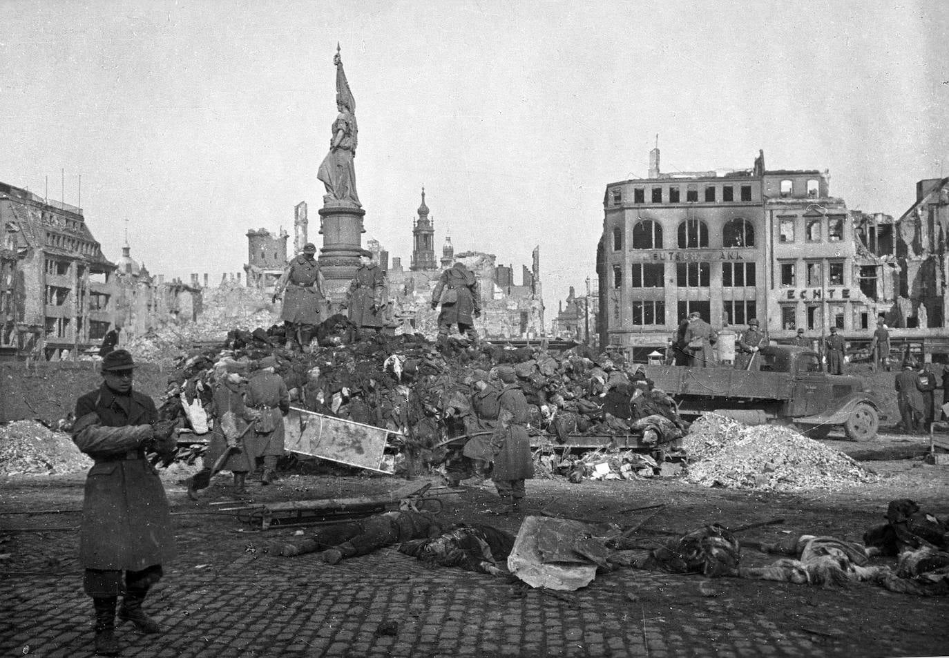 El ataque a la ciudad sajona, el 13 de febrero de 1945, es todavía hoy motivo de encendidas polémicas entre los historiadores