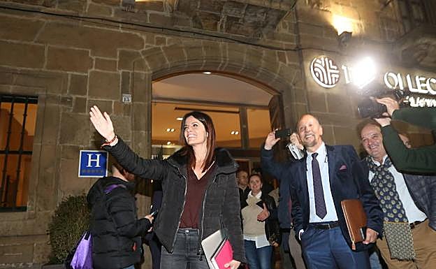 Cristina Seguí en Avilés: «El feminismo es la kale borroka del comunismo»