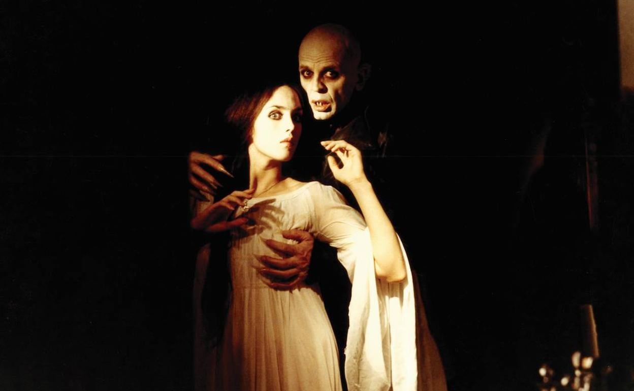 Isabelle Adjani y Klaus Kinski, en el filme 'Nosferatu' 