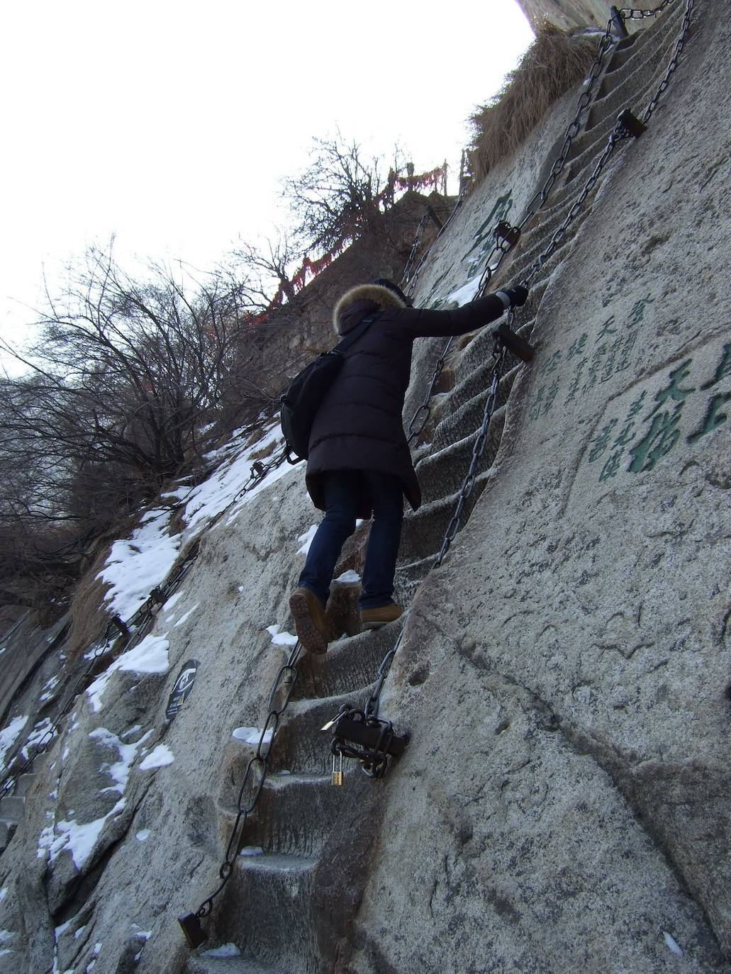 Monte Hua (China) | Si sube estas escaleras es mejor no mirar hacia abajo. Huashan es el nombre de una de las cinco montañas sagradas de China. Se encuentra en el sur de Huanyin, en la provincia de Shaanx.