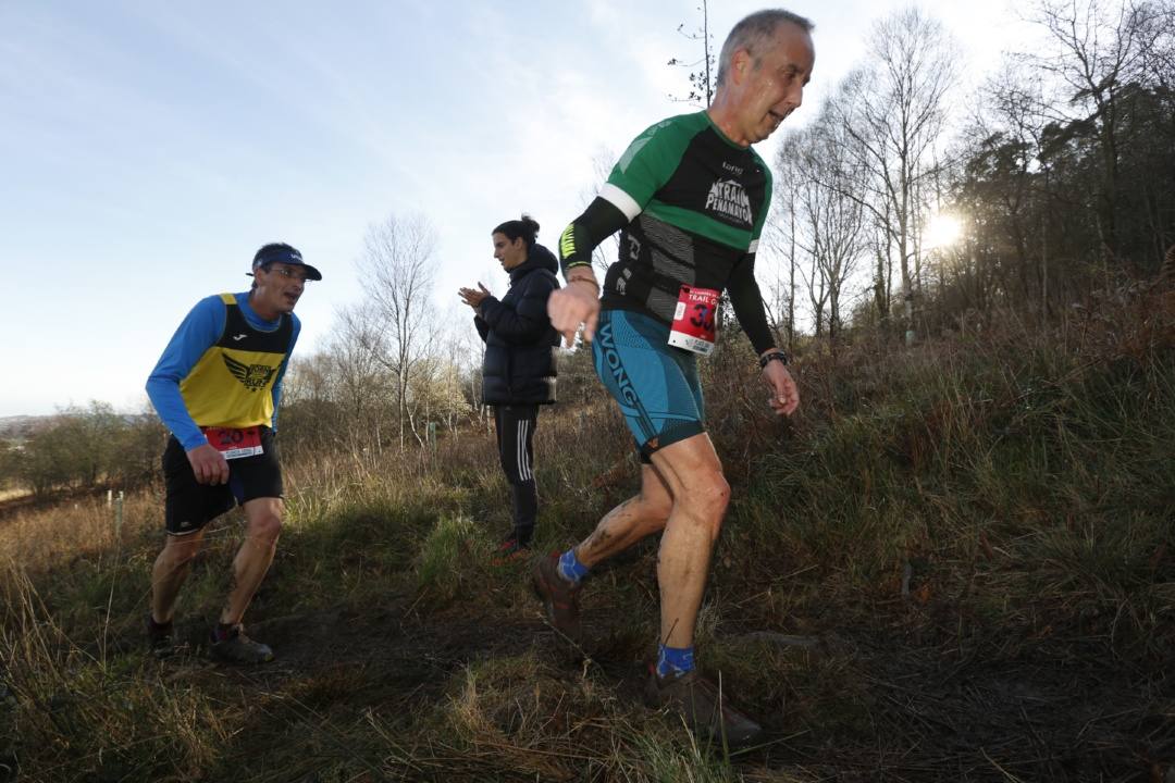 El IV Trail Gijón comienza con la prueba corta en el Camping Municipal de Deva