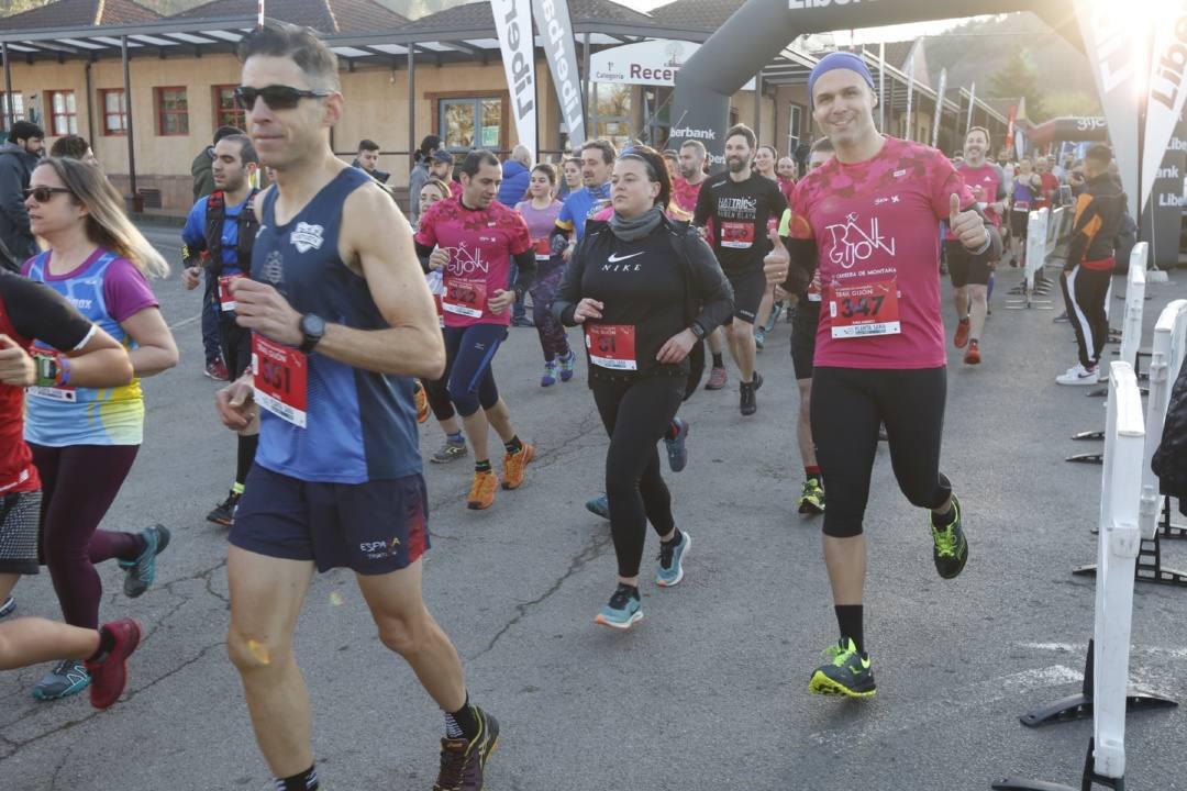 El IV Trail Gijón comienza con la prueba corta en el Camping Municipal de Deva