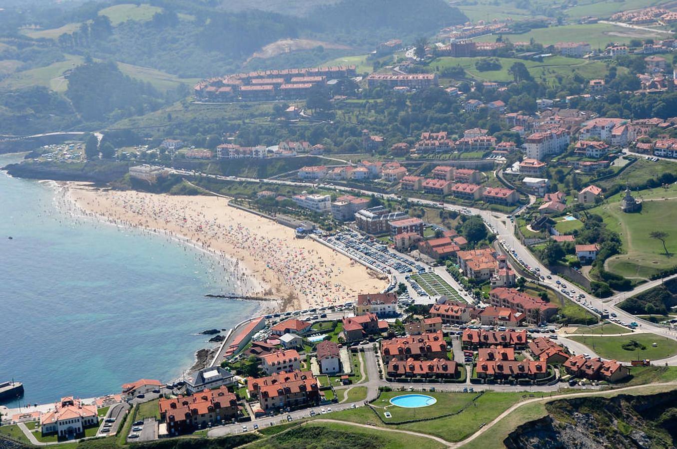 COMILLAS (Cantabria)