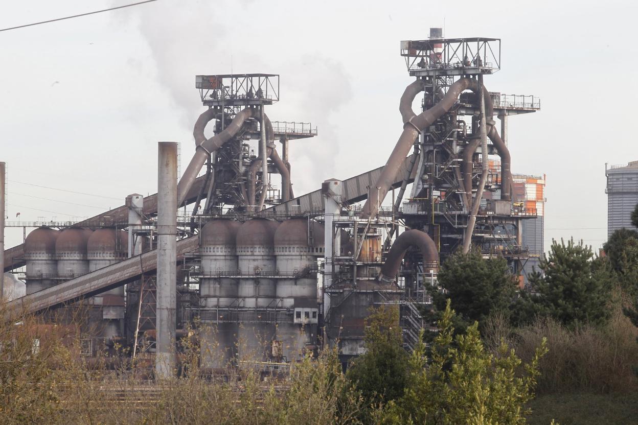 Altos hornos de Arcelor, en la planta de Gijón. 